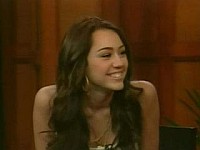 miley-cyrus-regis-and-kelly-06-july-07-preview-piclr.jpg